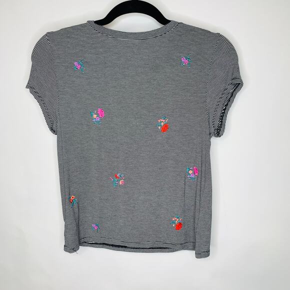 American Eagle Soft n Sexy Embroidered T Shirt Sz Small - Picture 8 of 8